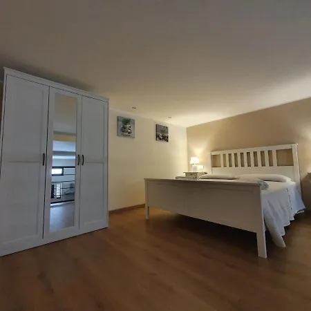 Calamandrei Apartment *